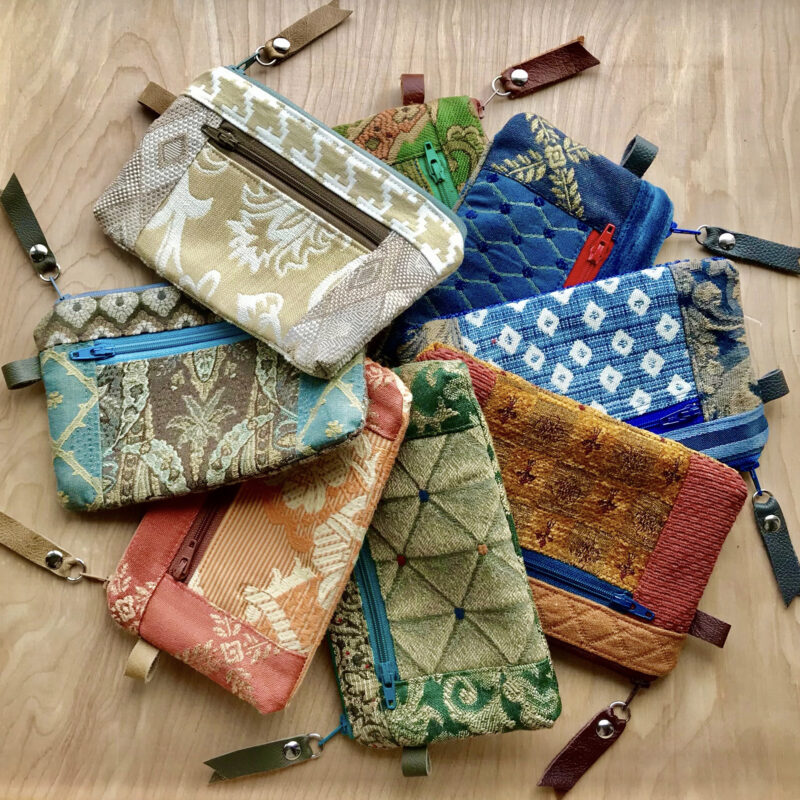 8 zipper wallet purses made in tapestry